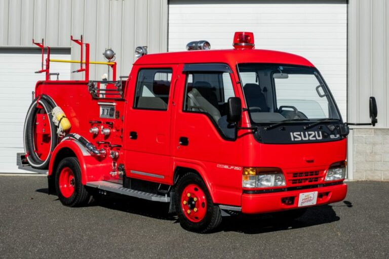 MPM Cars - 1995 Isuzu Elf Fire Truck 3