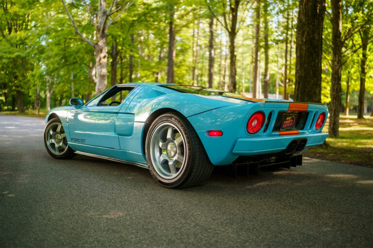 MPM Cars - 2006 Ford GT Heritage Edition